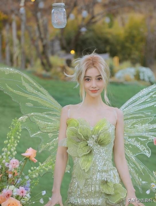 Jennie一张照片就值2千万，杨幂身家高达数十亿，IU全现金买别墅