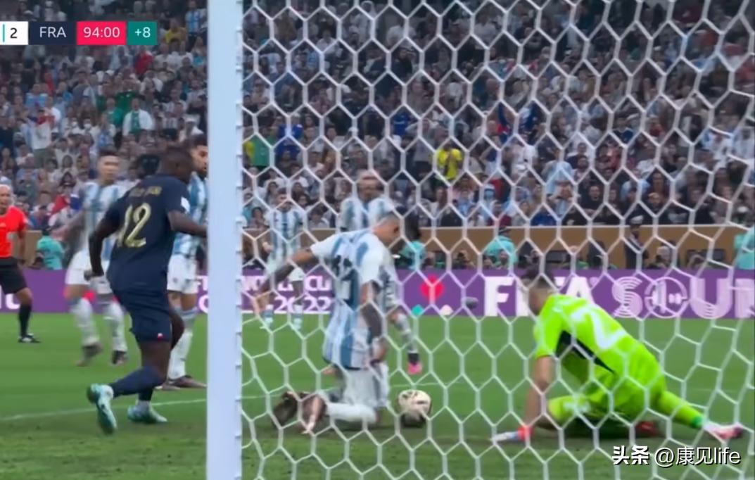 梅西一路上的颠沛流离到夺冠,梅西加冕球王有多颠沛流离