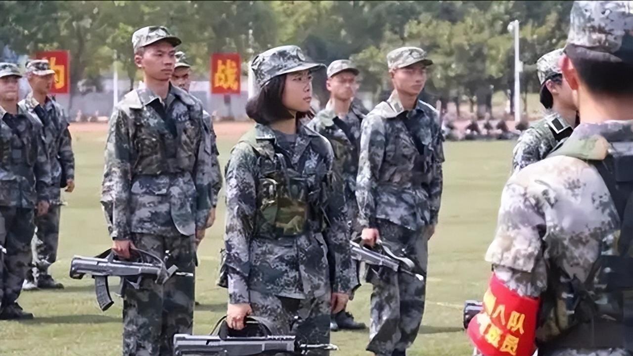 云南女孩李盈为什么要考国防科大,云南学霸李盈圆梦国防科大