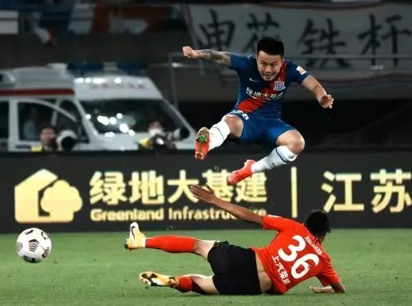 足球18年十张另类红牌,功夫足球16比1