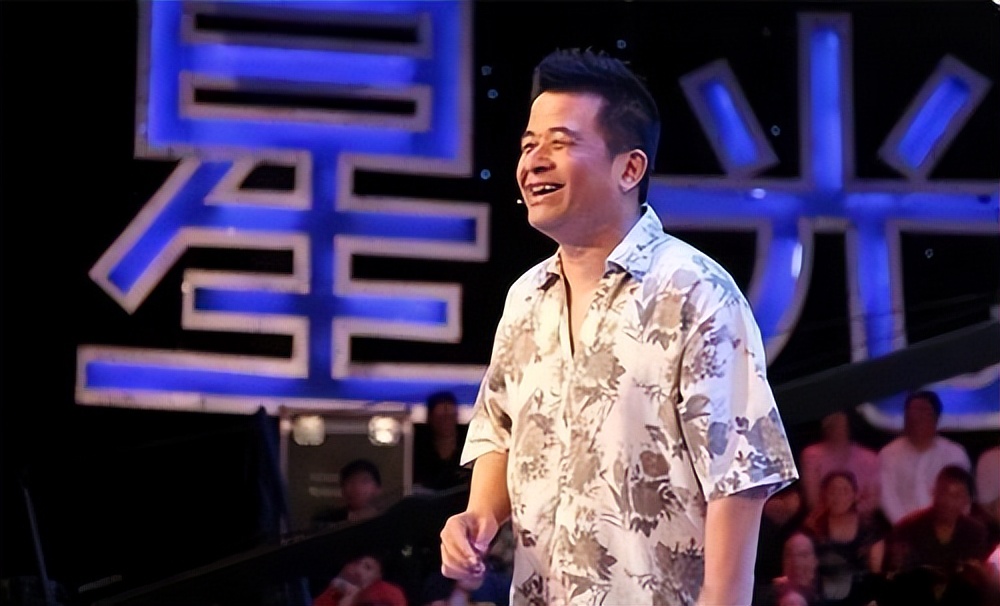 从央视名嘴到无名大爷,从无名到高朋满座郭德纲