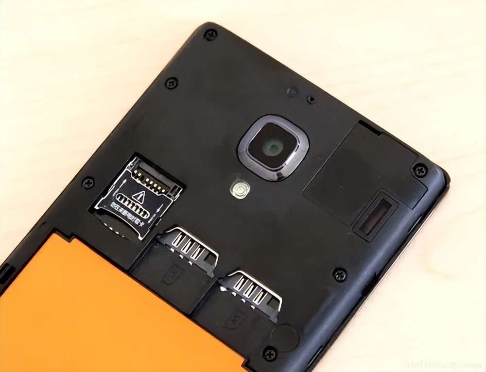 手机存储卡里的照片突然消失,手机的储存卡为什么突然用不了了