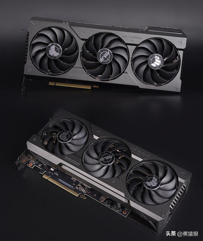 代码36KROGB760-GTUF4070TI，简约黑白调AKLLAA6MMATX机箱装机秀