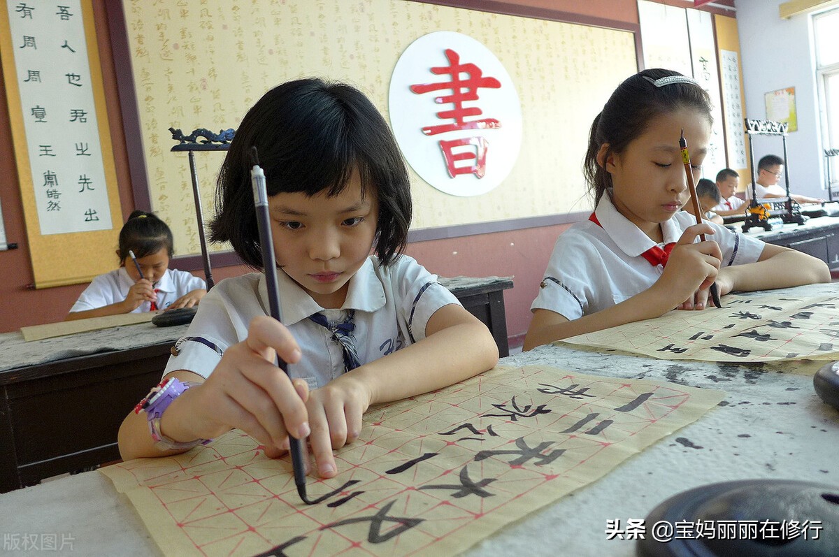 父母上班，孩子放寒假：怎样在忙碌中带孩子，并过一个充实假期？