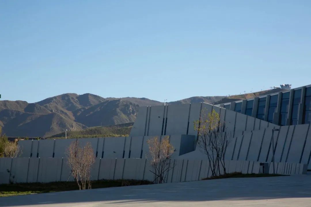 中国院作品|崇礼中心：连接城市与群山
