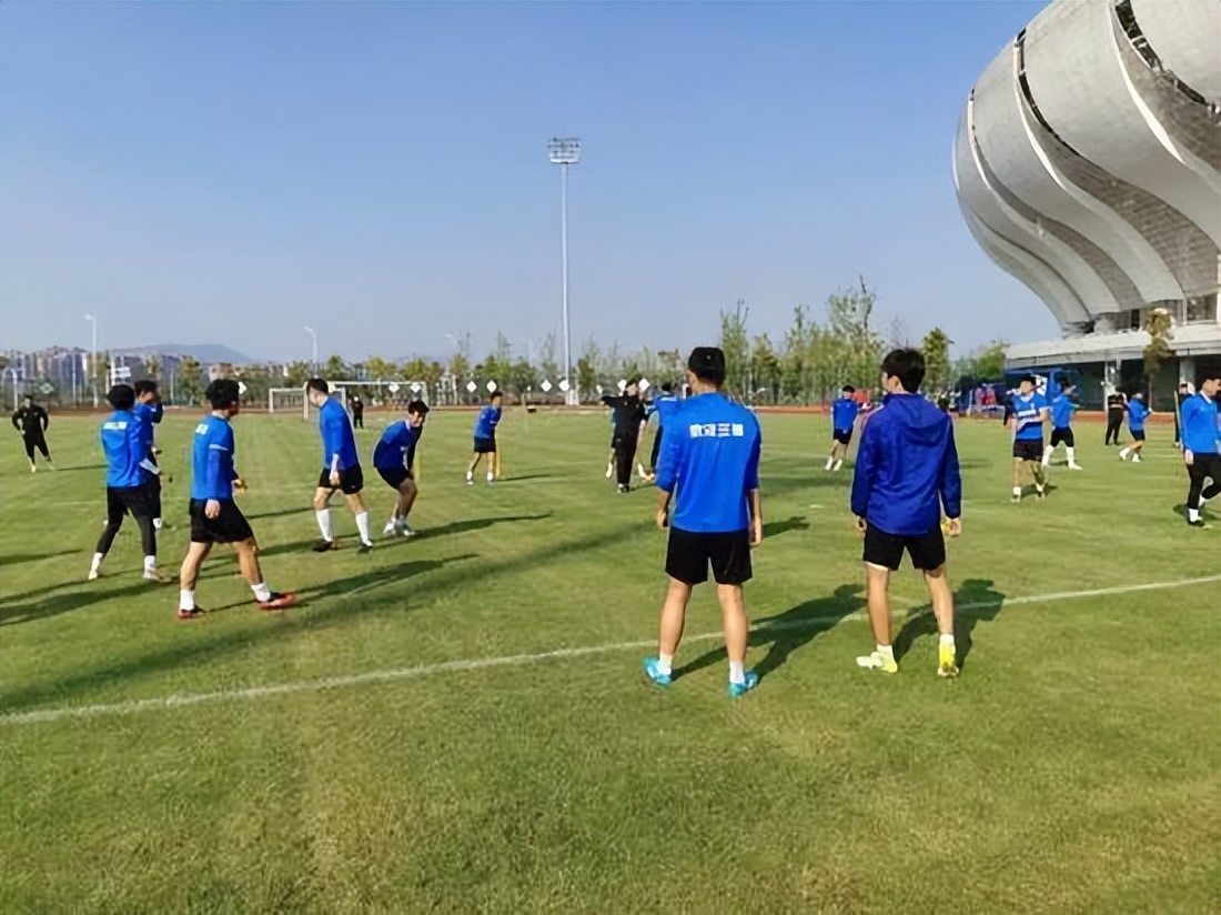 武汉三镇为什么叫升班马,武汉三镇升班马为什么那么强