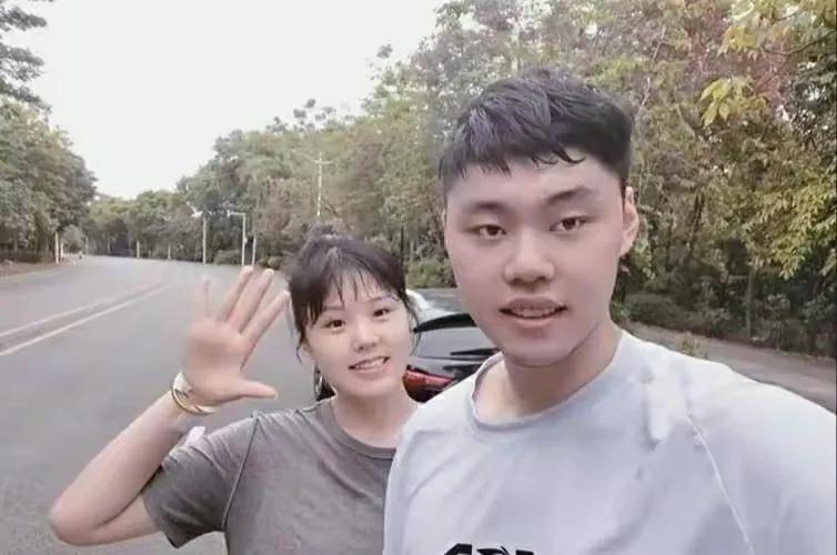 李月汝欧洲篮球集锦,篮球女明星李月汝