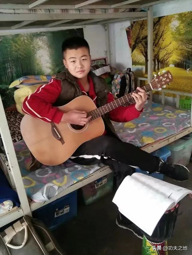 周润琪青少年拳击训练,周润琪内构拳