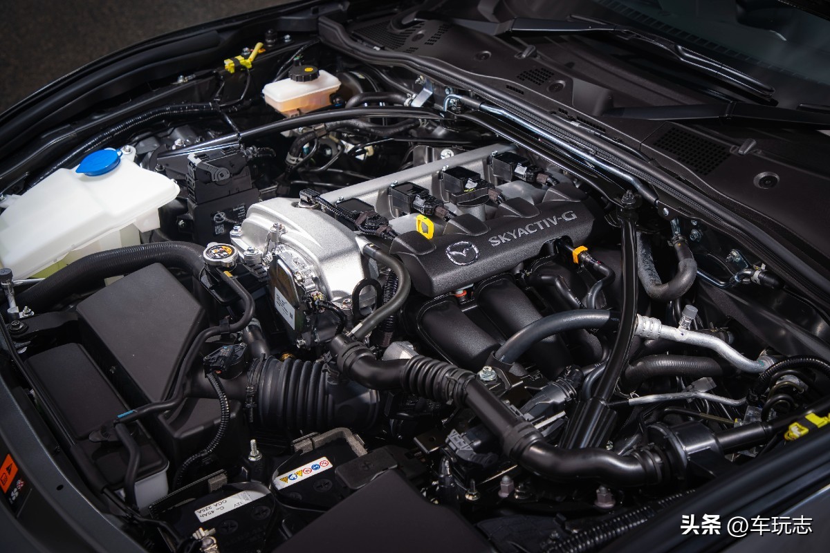 马自达mx-52018款硬顶,马自达mx-52018款手动