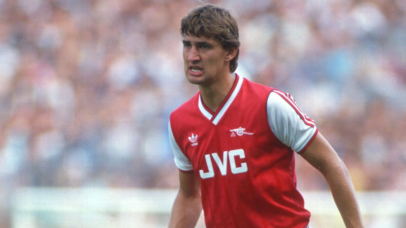 阿森纳历年球衣一览图,阿森纳阿迪达斯新年款