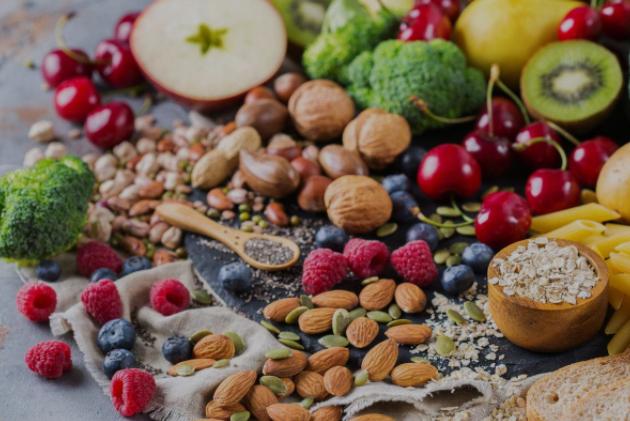 腋下脖子长小颗粒是怎么回事,脖子腋下长小肉粒可以用手揪掉吗