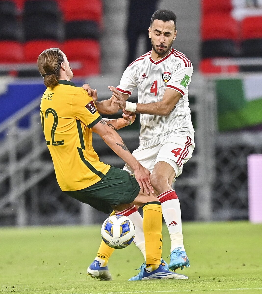 世预赛-赫鲁斯蒂奇制胜，澳洲2-1阿联酋，将与秘鲁争夺世界杯名额