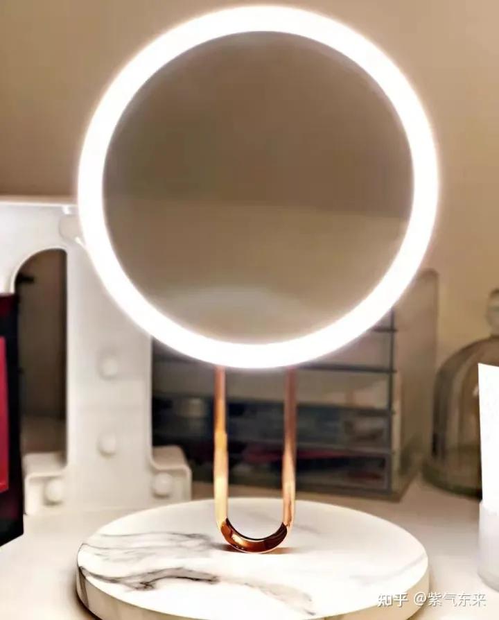 520送女朋友什么礼物高级又便宜,送女朋友可以随身携带的礼物推荐