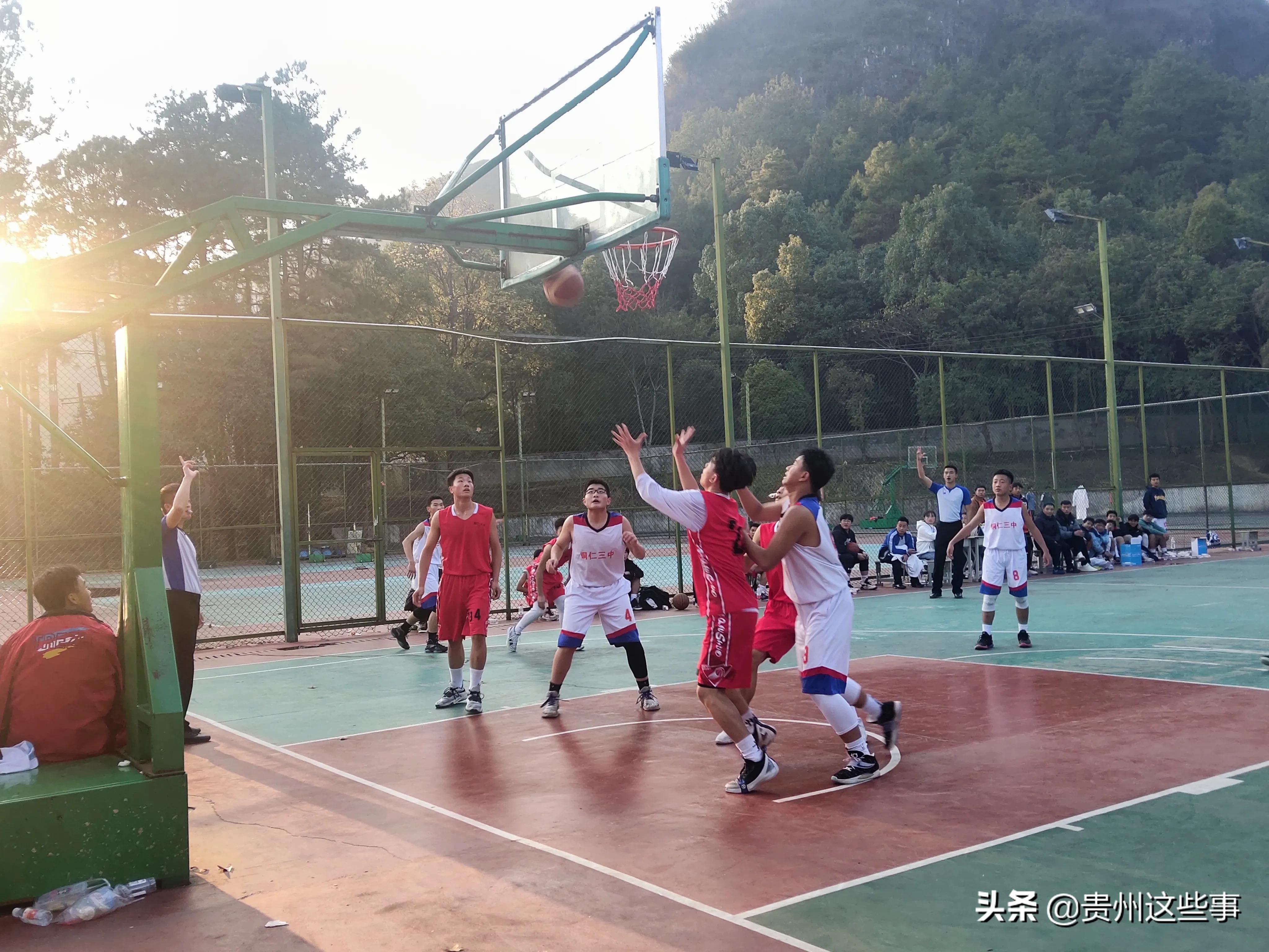 喜迎冬奥会主题的运动会开幕式,奋进新征程逐梦新时代篮球赛