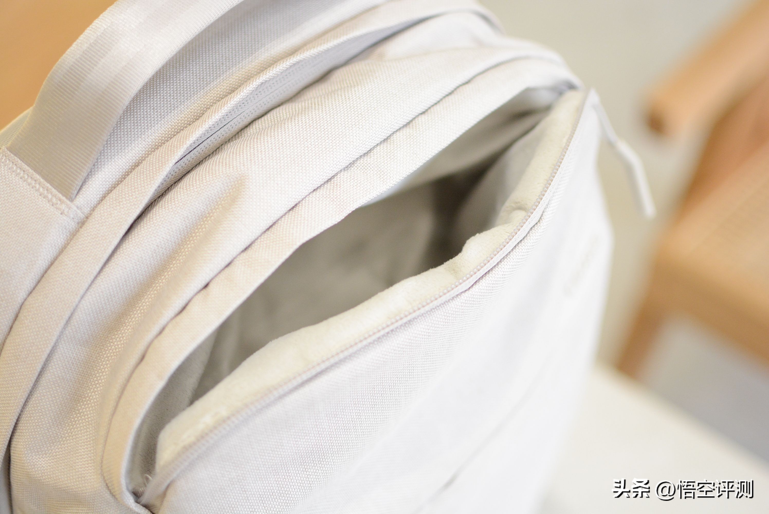 多格收纳旅行背包,多格收纳双肩包