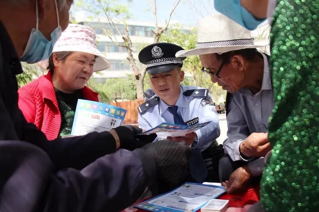 三抓三促铸忠诚警魂兰州公安,密织安全防范网构筑反诈宣传体系