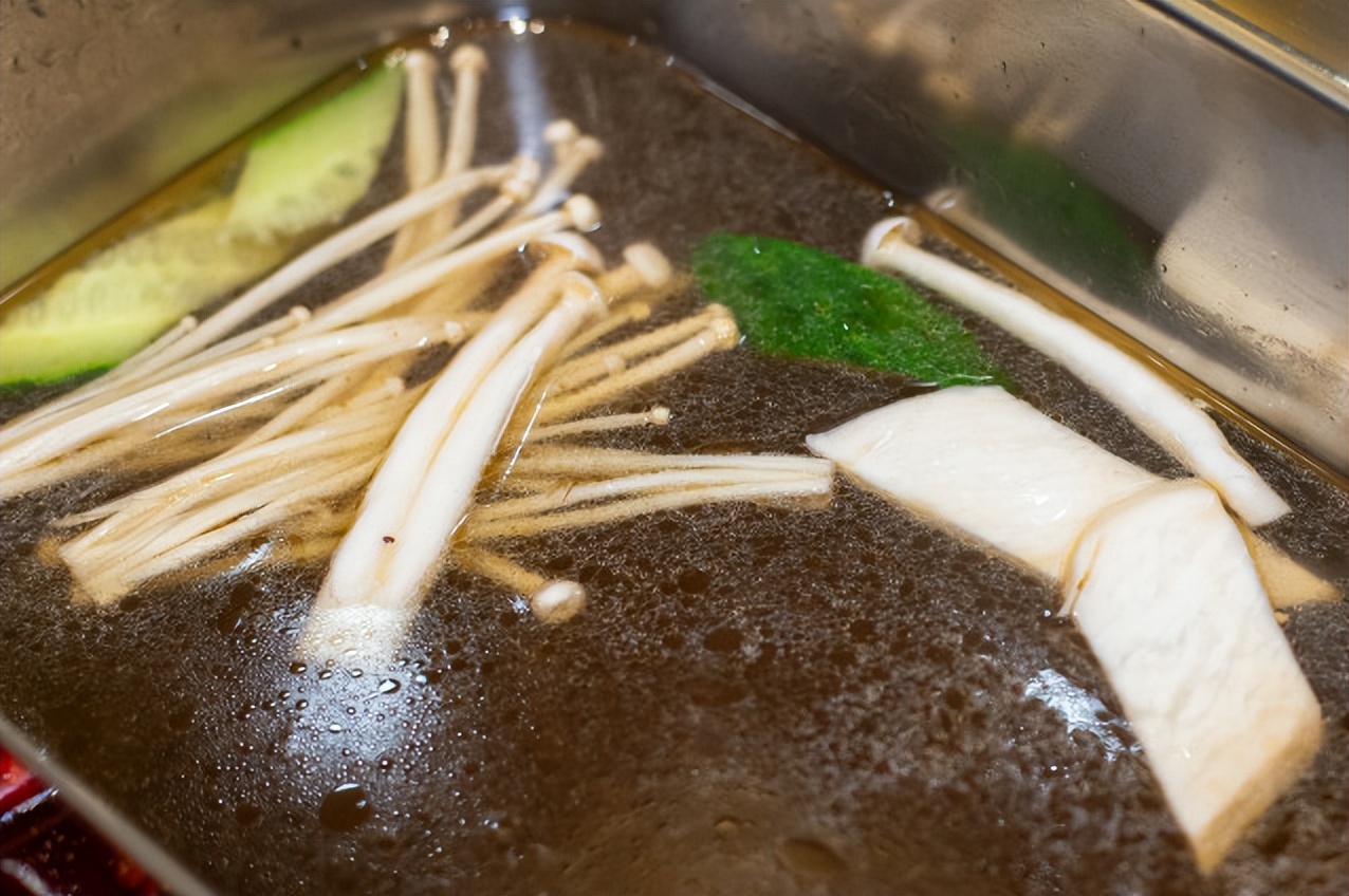 一顿热辣的火锅,一顿火锅是对冬天最好的尊重