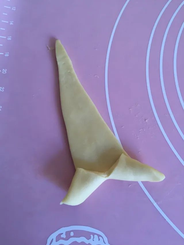 法式可颂羊角面包的做法,羊角面包和可颂区别是什么