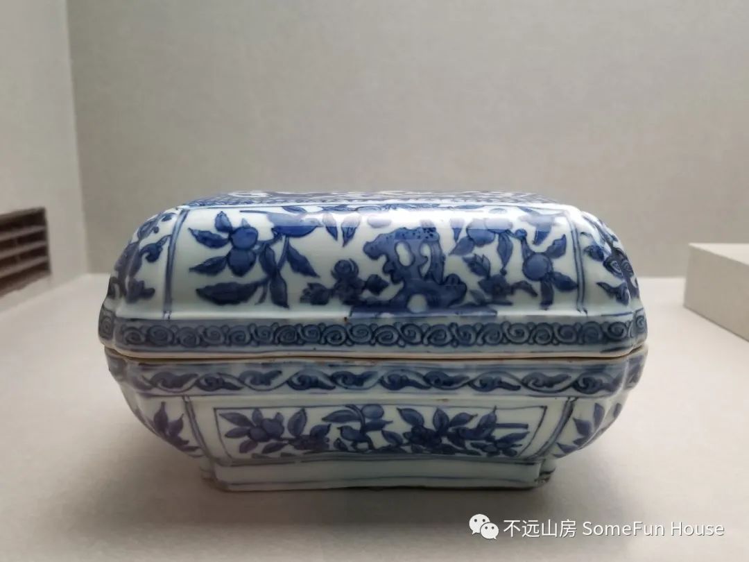 万历晚期青花瓷器特点,万历朝有没有无款官窑瓷器