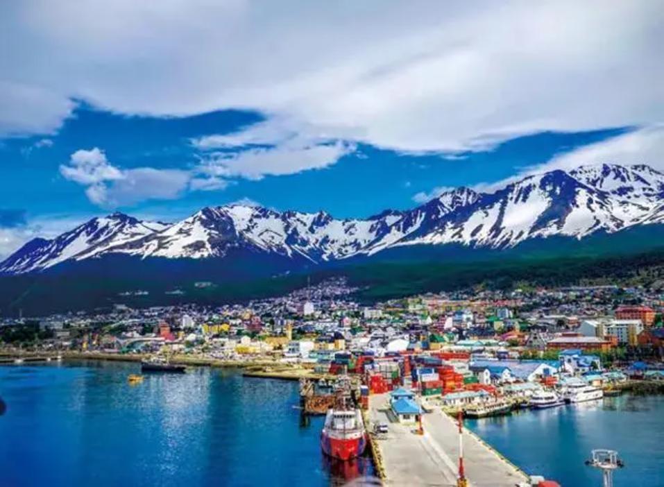 阿根廷举国欢庆梅西,梅西夺冠回阿根廷庆祝落泪