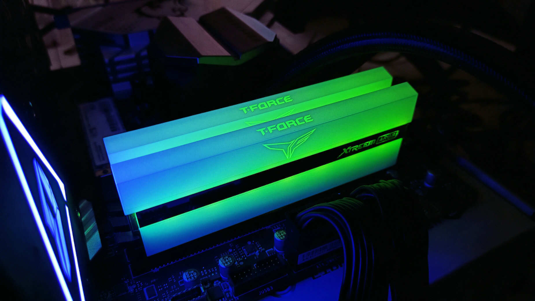 十铨梦境内存条测试,十铨梦境4000评测