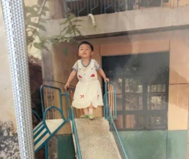 没有颜值没身材周冬雨为何如此红,其貌不扬的周冬雨为什么备受关注