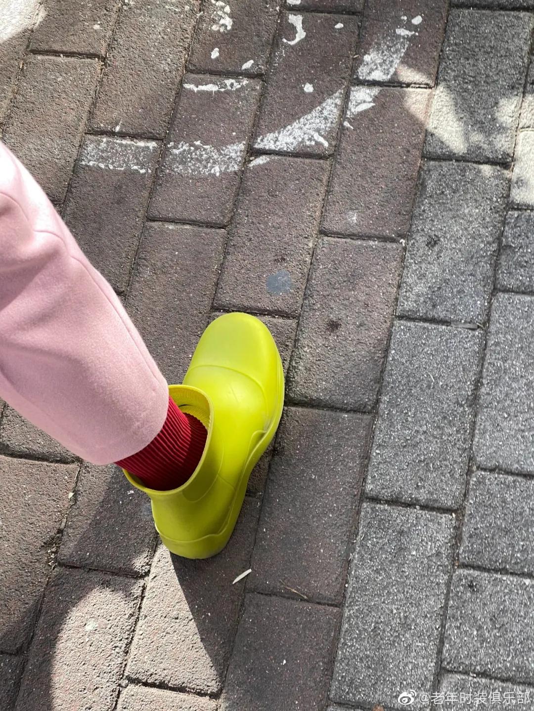 抖音里不敢点赞的女明星,上海最显年轻的网红