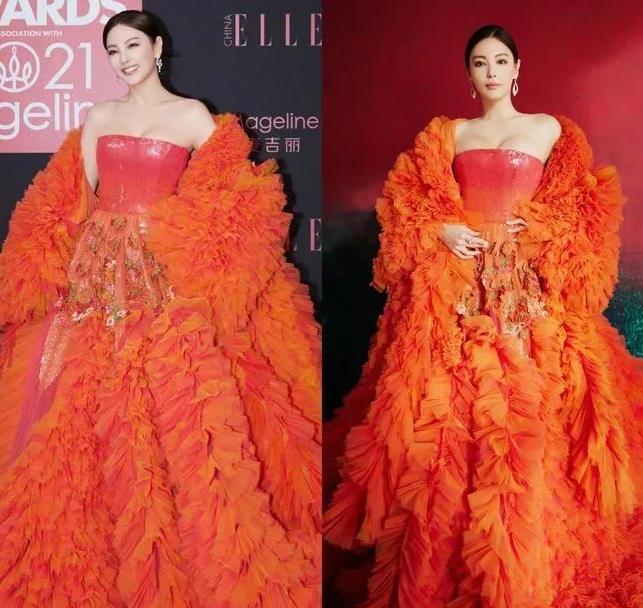 因为肩塌而红毯翻车的女明星,各个女星的红毯穿衣事故