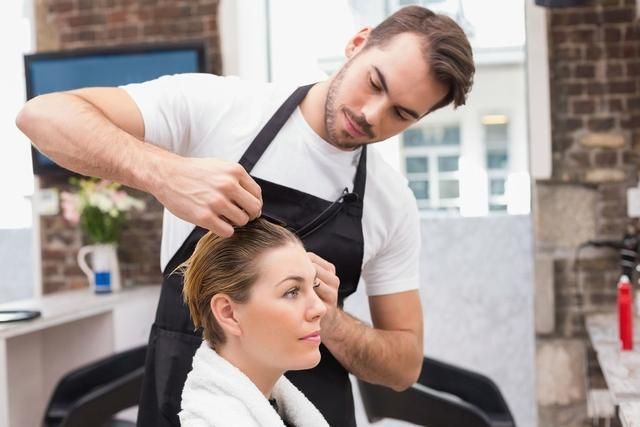 染发有什么危害一年最多染几次,一般多久染发一次不致癌