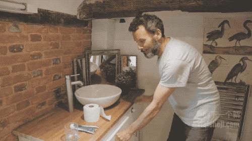 伸缩隐藏式马桶,可折叠的马桶设计