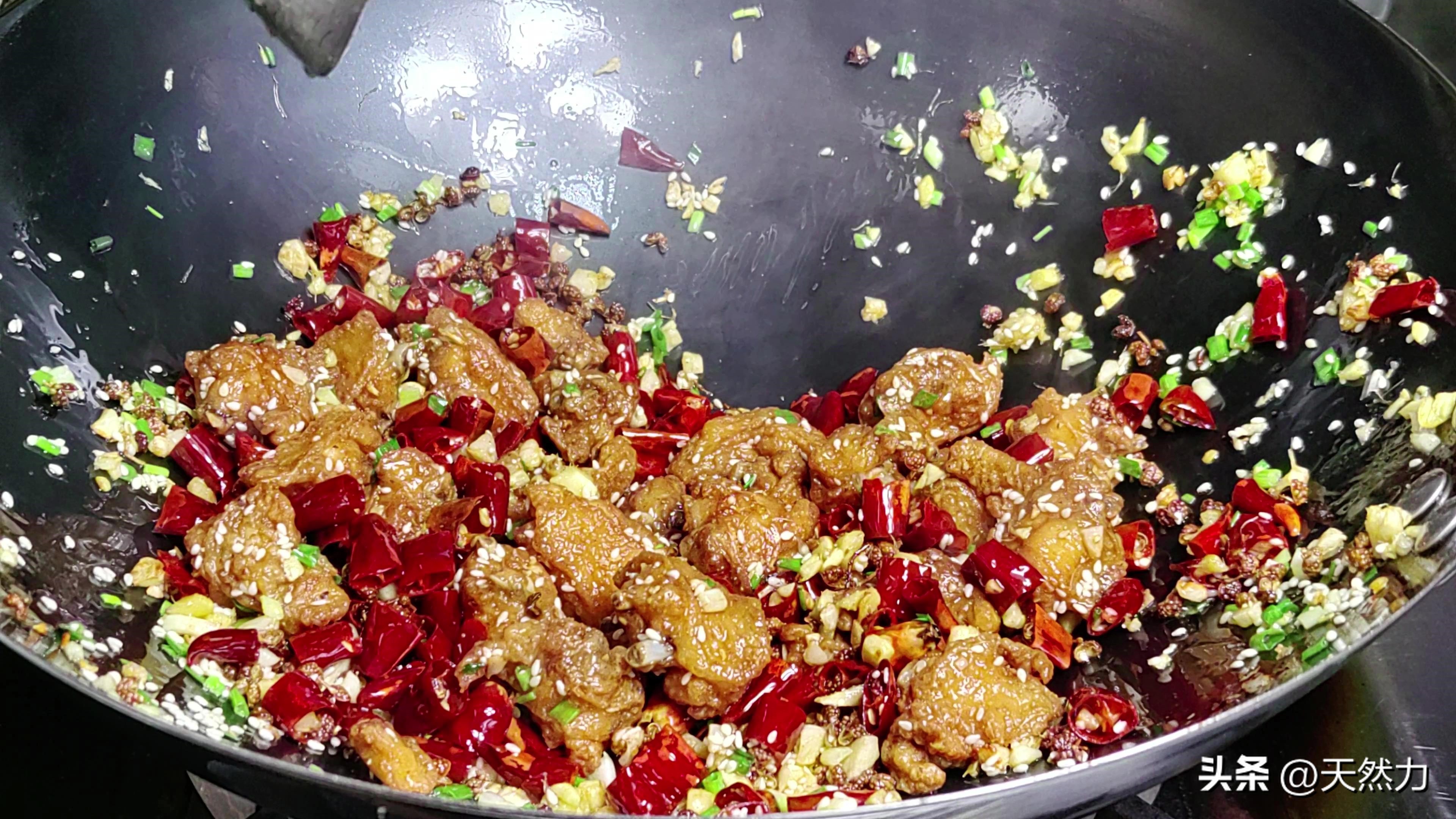 外焦里嫩辣子鸡,冬日辣子鸡做法