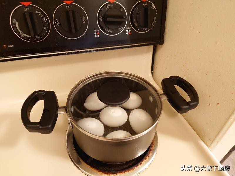 怎么才能煮出一个完整的水煮蛋,怎样做出来的水煮蛋才完整