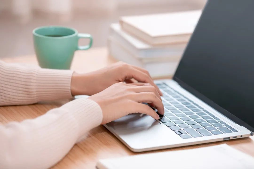 小红书运营技巧标题怎么写,小红书怎样写标题吸引粉丝