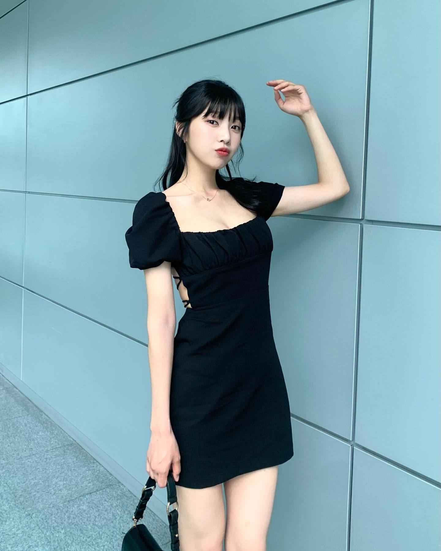 朴秀荣吊带裙新款,朴秀荣同款无袖裙