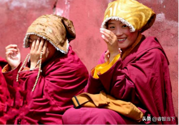 中国最大尼姑庵里面有2万女尼姑,国内最大尼姑