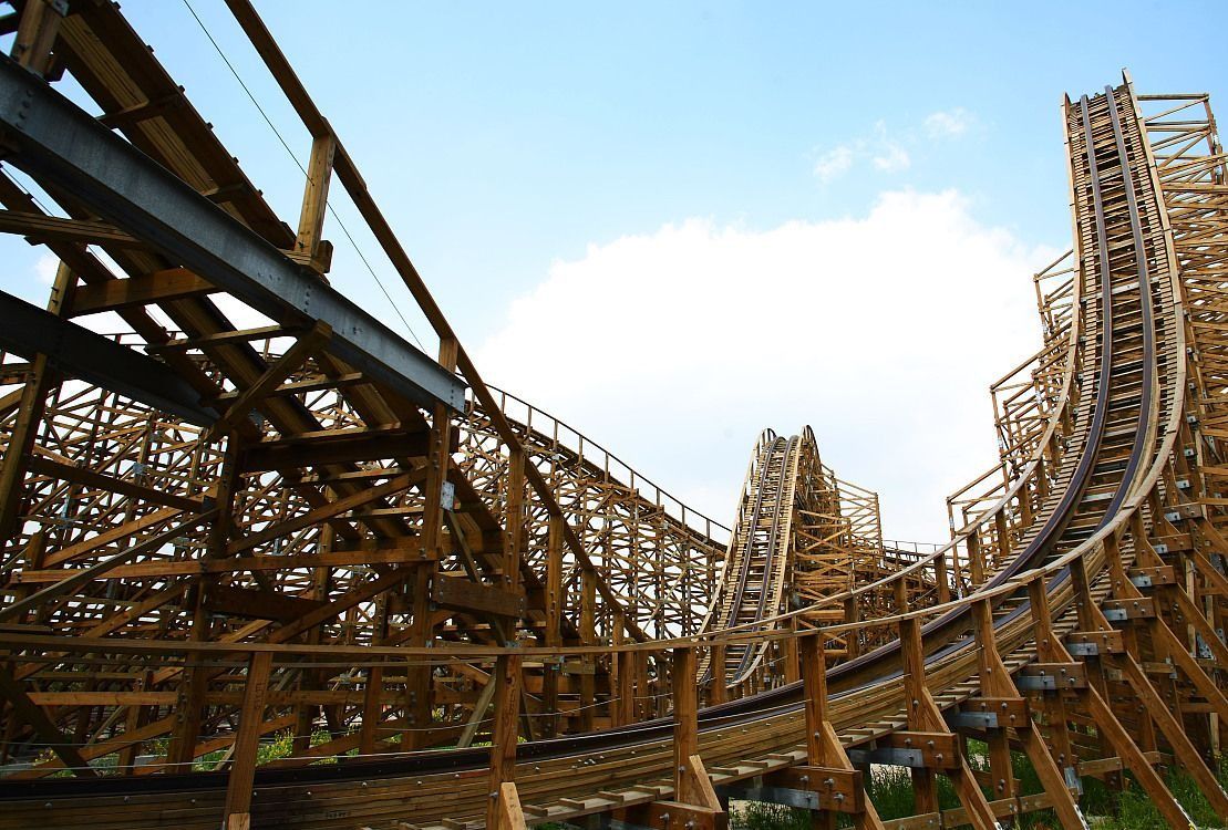 上海欢乐谷过山车视频,上海欢乐谷古木游龙