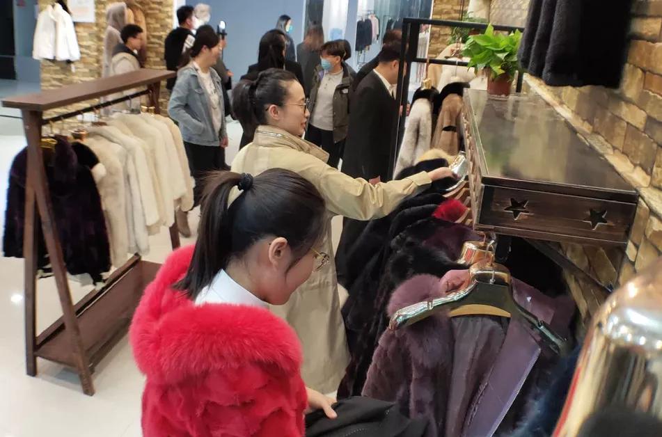 天津卓尔海宁皮草,天津市海宁皮草清仓