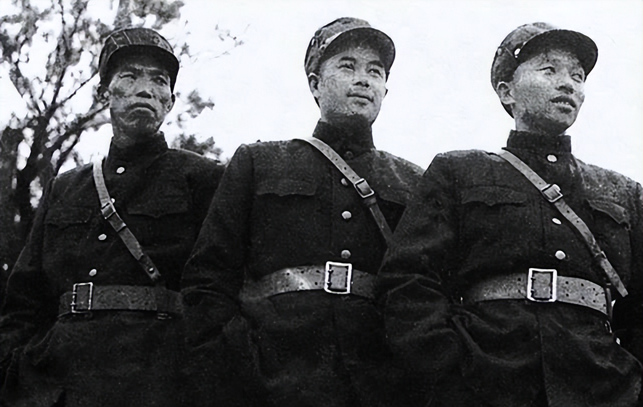1947年，梁兴初买烟发现没带钱，给刘亚楼打电话：借我1万元