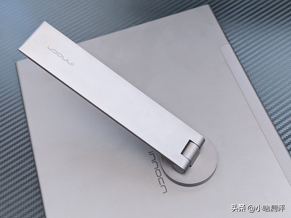 一千多元的oled屏幕手机,一千多的oled便携显示器