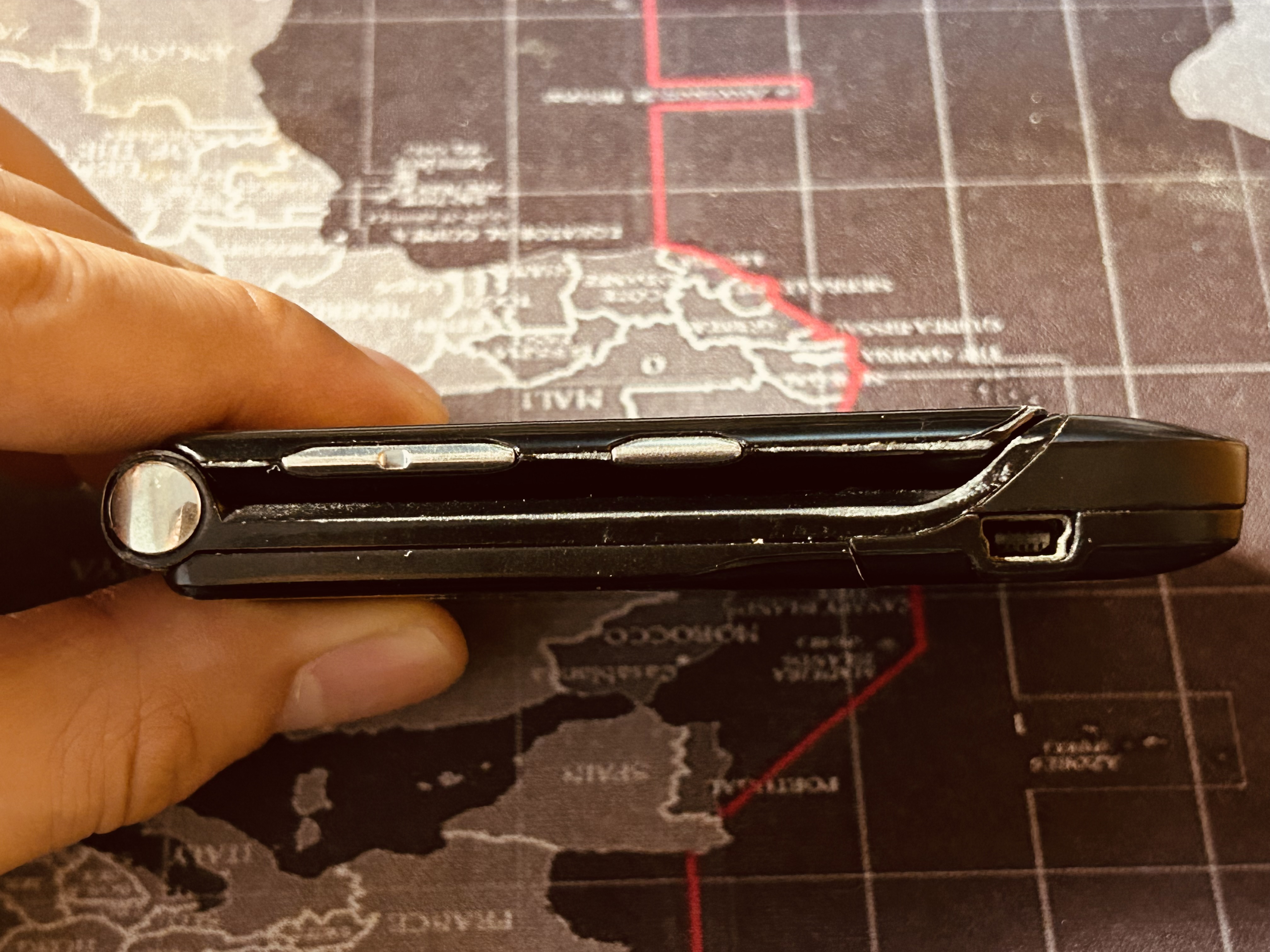 当年的摩托罗拉v3,2003年摩托罗拉手机怀旧经典