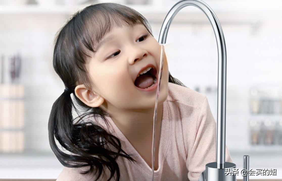 壁挂式净水器和厨下式净水器区别,厨下ro反渗透净水器和超净净水器