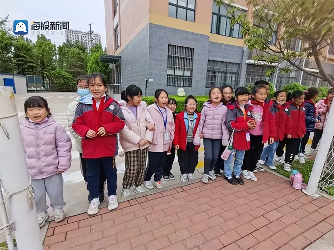 潍坊市奎文区明德学校足球比赛,潍坊市奎文区小学足球比赛
