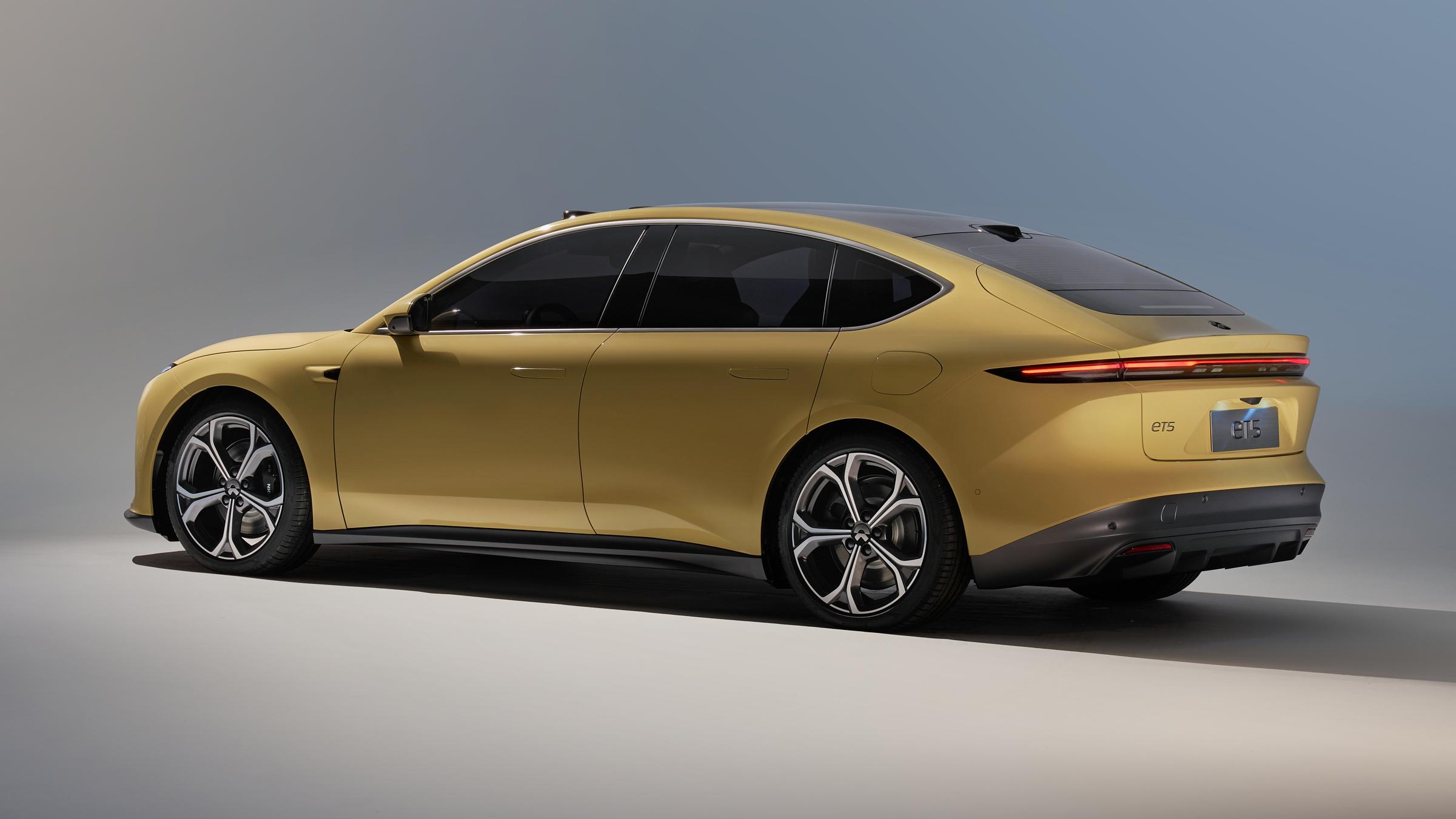 老婆开的最省油最有面子的车,适合老婆开的车10万内有面子