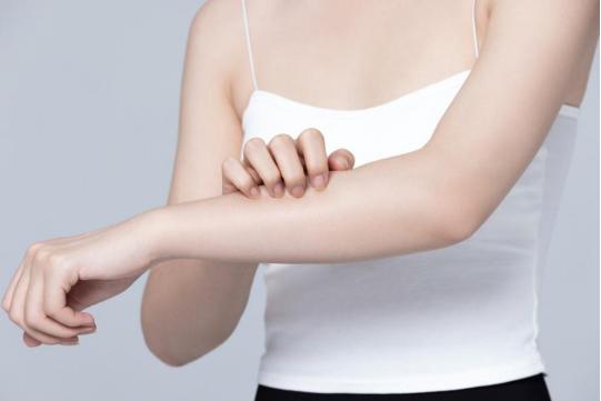 天气变冷皮肤就痒怎么办,天气转冷皮肤痒怎么办