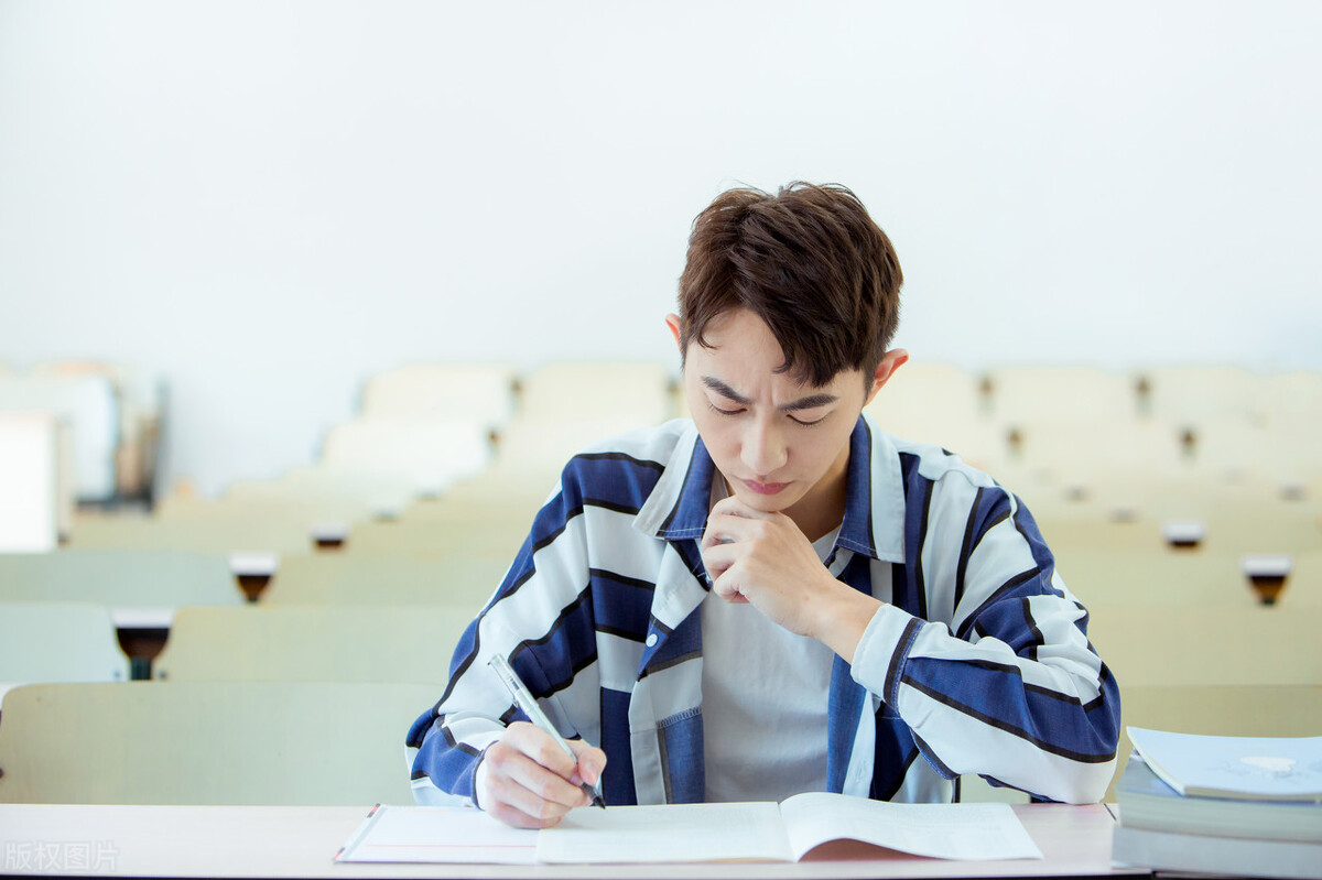 高一英语怎样提高英语成绩,初中英语差高一怎么提高