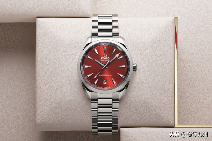 多款缤纷新色！欧米茄海马AquaTerra系列腕表34、38mm