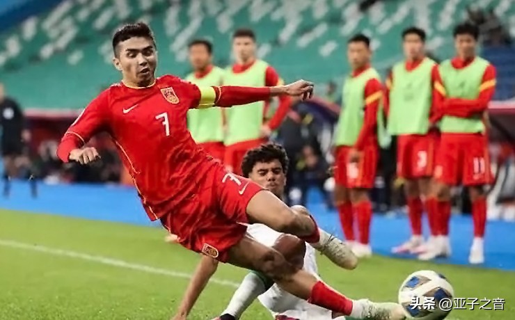 艾菲尔丁为啥没进国足大名单,艾菲尔丁国足凌空斩