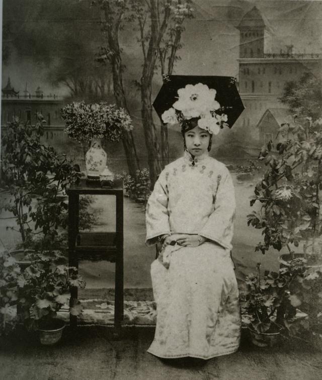 清朝最后一个格格说出皇室丑闻,清朝最后一位格格临终说了什么