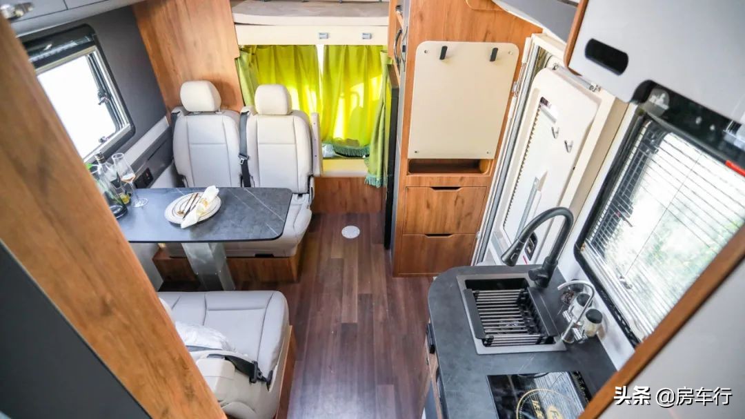 上汽轻卡房车h500好还是h300好,15-20万全新轻卡房车推荐
