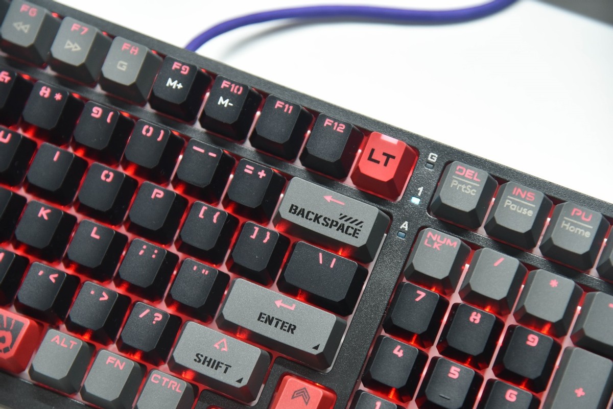 t87键盘血手幽灵评测,双飞燕血手幽灵机械键盘